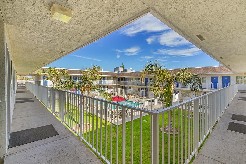Motel 6-Phoenix, Az - North Bell Road Ngoại thất bức ảnh