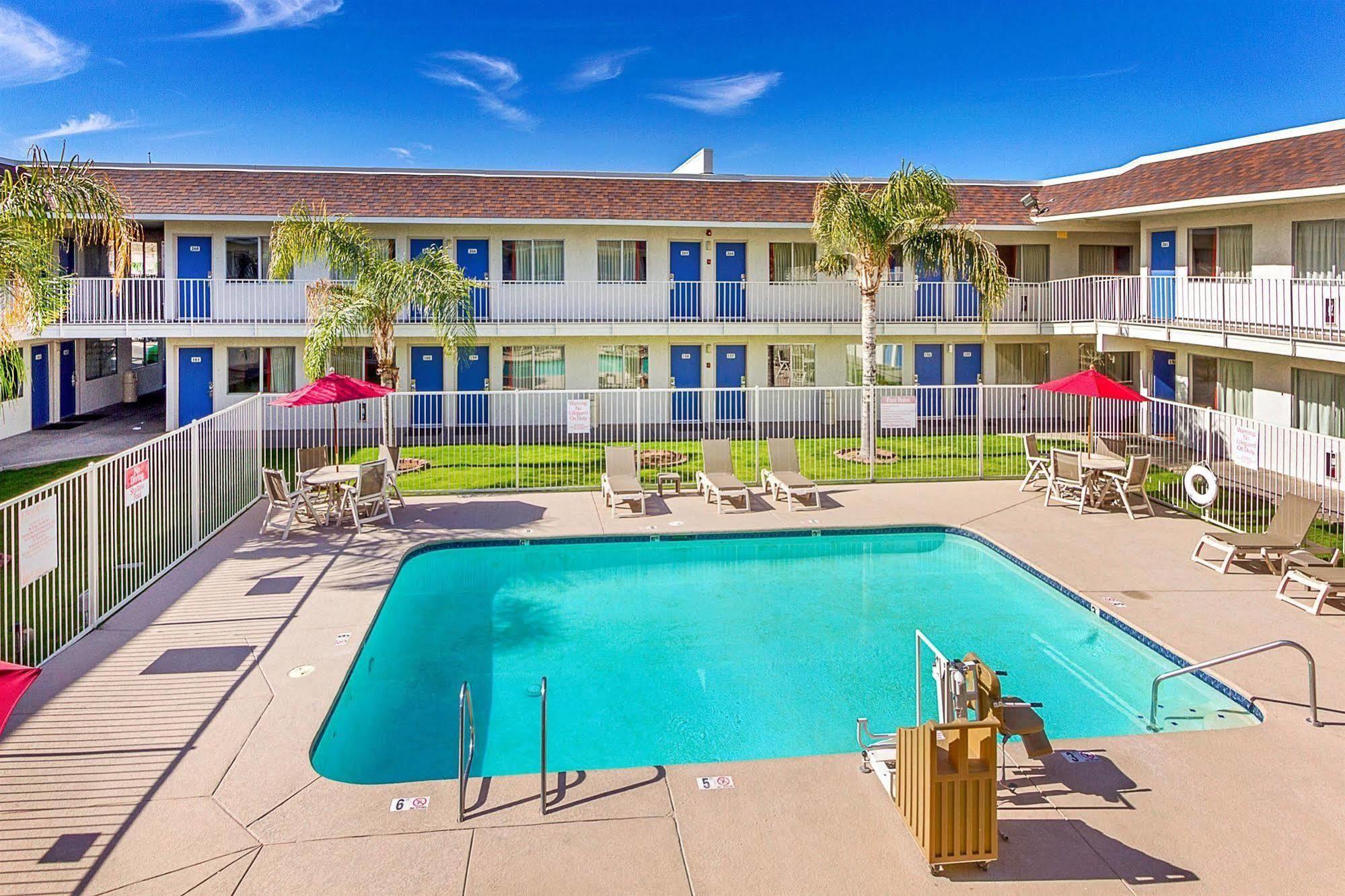 Motel 6-Phoenix, Az - North Bell Road Ngoại thất bức ảnh