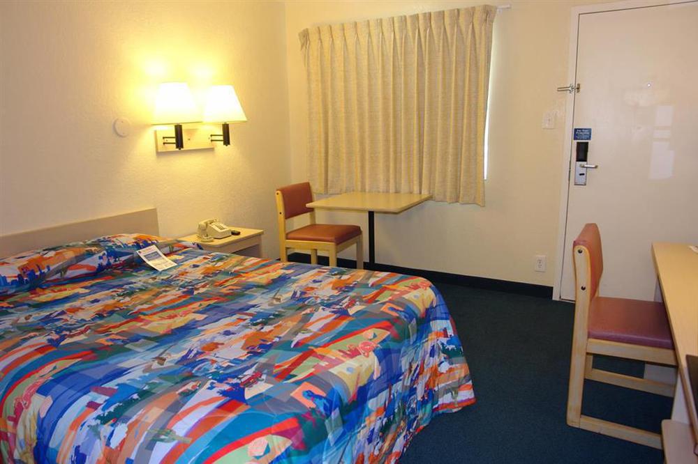 Motel 6-Phoenix, Az - North Bell Road Phòng bức ảnh