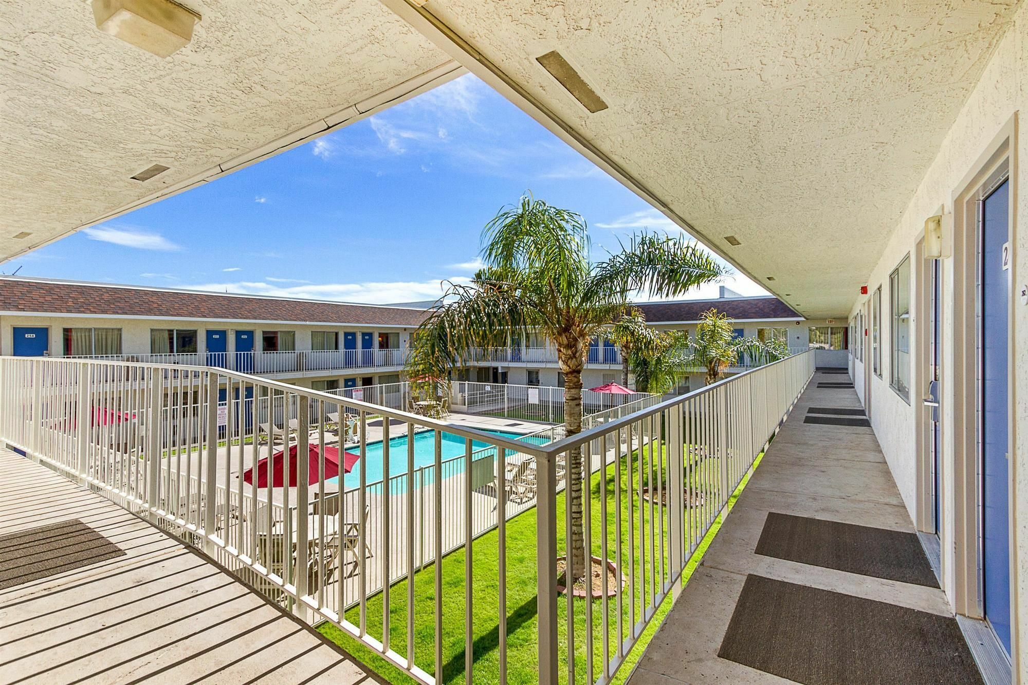 Motel 6-Phoenix, Az - North Bell Road Ngoại thất bức ảnh